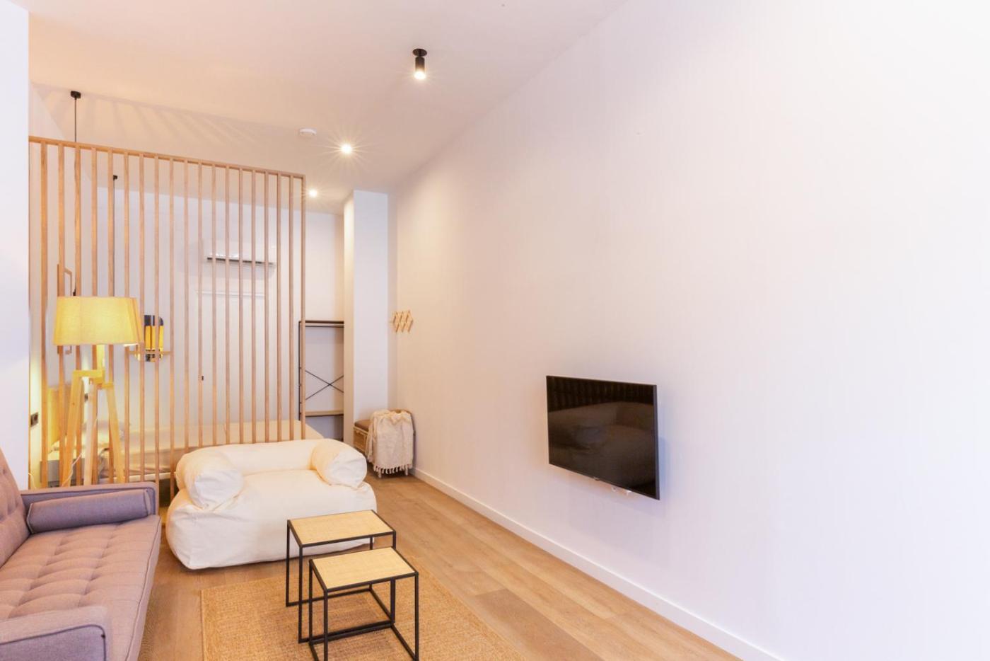 Mestalla Flats By Nomad Host Valencia Exteriör bild