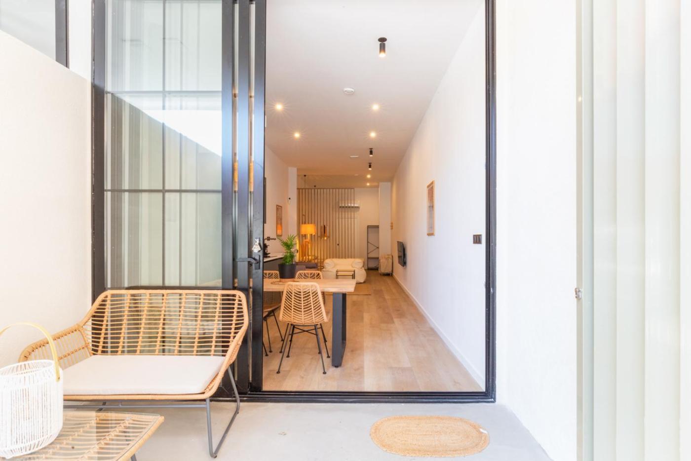 Mestalla Flats By Nomad Host Valencia Exteriör bild