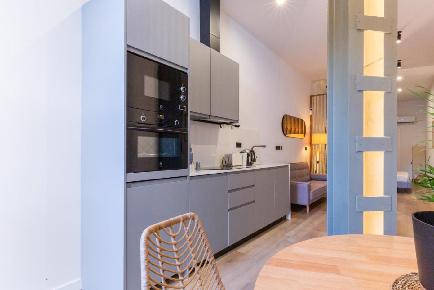 Mestalla Flats By Nomad Host Valencia Exteriör bild